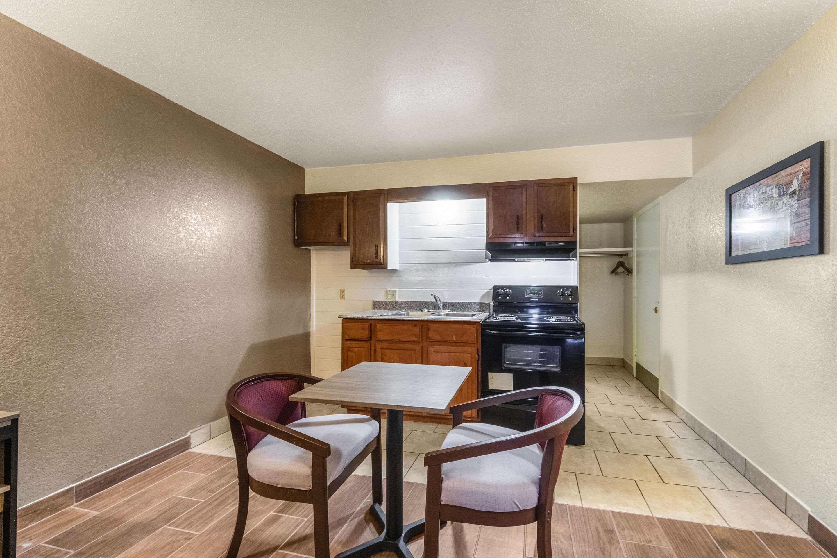Econo Lodge San Marcos University Area Exteriér fotografie